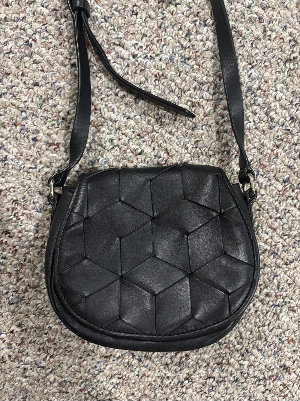 Black Quilted Hexagon Crossbody Bag - Stylish Everyday Shoulder Bag
